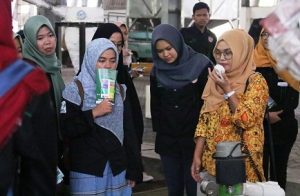 PSTL  FTSP UII Kuliah Lapangan Limbah dan Sampah di Piyungan Bantul