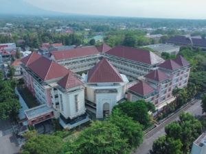 Pekerjaan Kampus Pasca Akreditasi Internasional