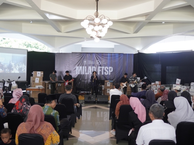 Semarak Puncak Milad 60 Tahun FTSP UII