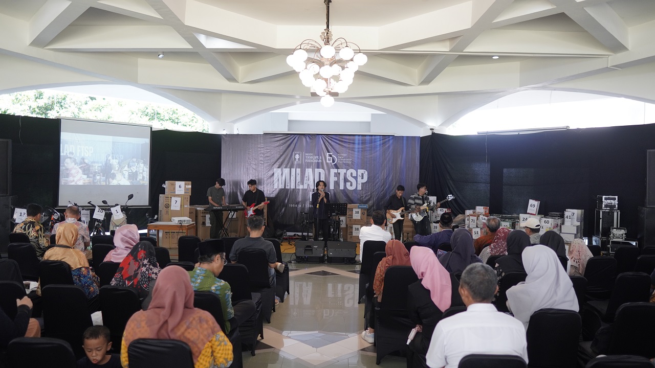 Semarak Puncak Milad 60 Tahun FTSP UII